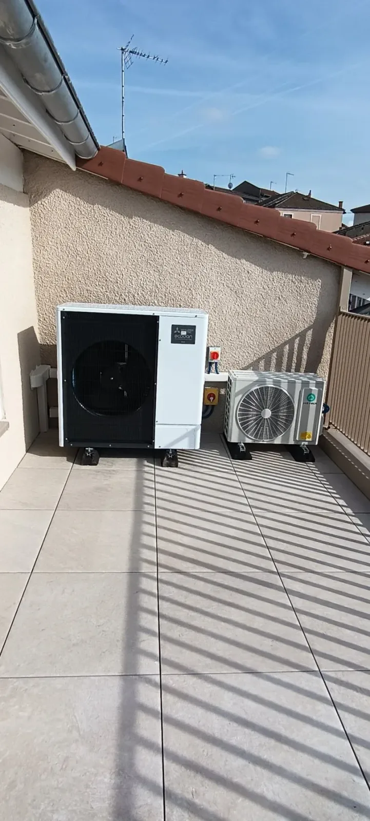 PAC air/eau Mitsubishi sur installation radiateurs fonte — redimensionnement et recalcul loi d'eau Loire 42